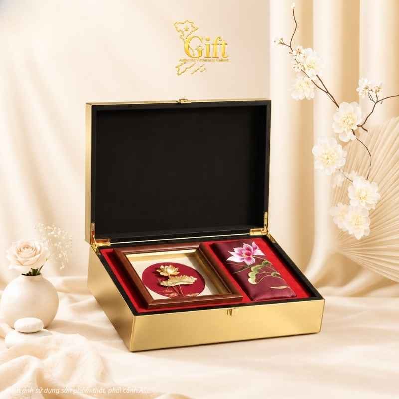 Set Quà VVIP & Sen Đỏ Thịnh Vượng