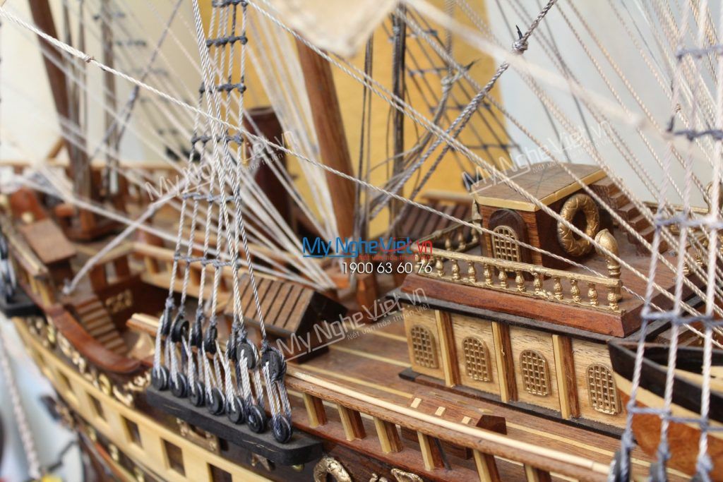 Chi tiết mô hình thuyền France ii