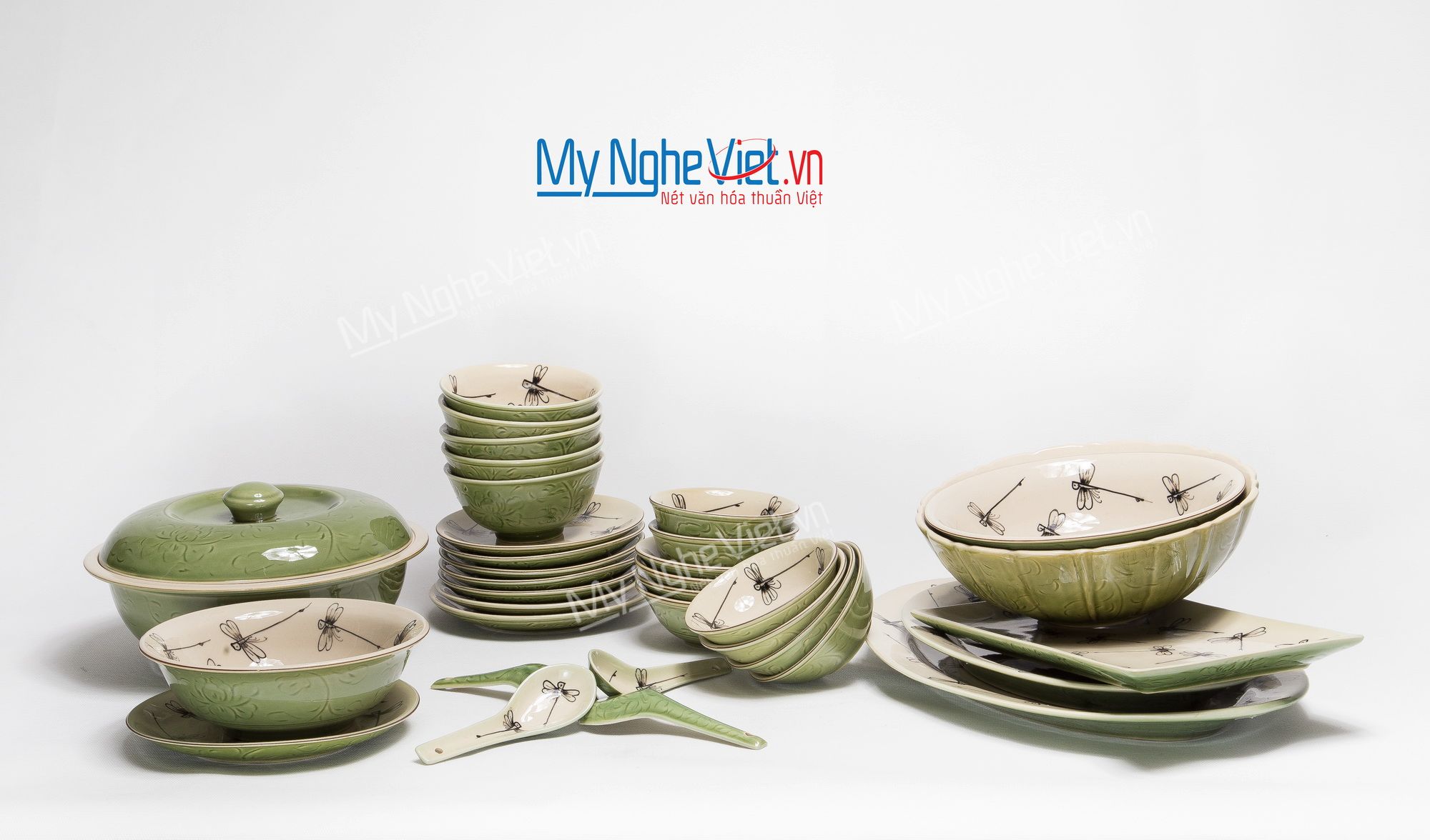 Bộ bàn ăn