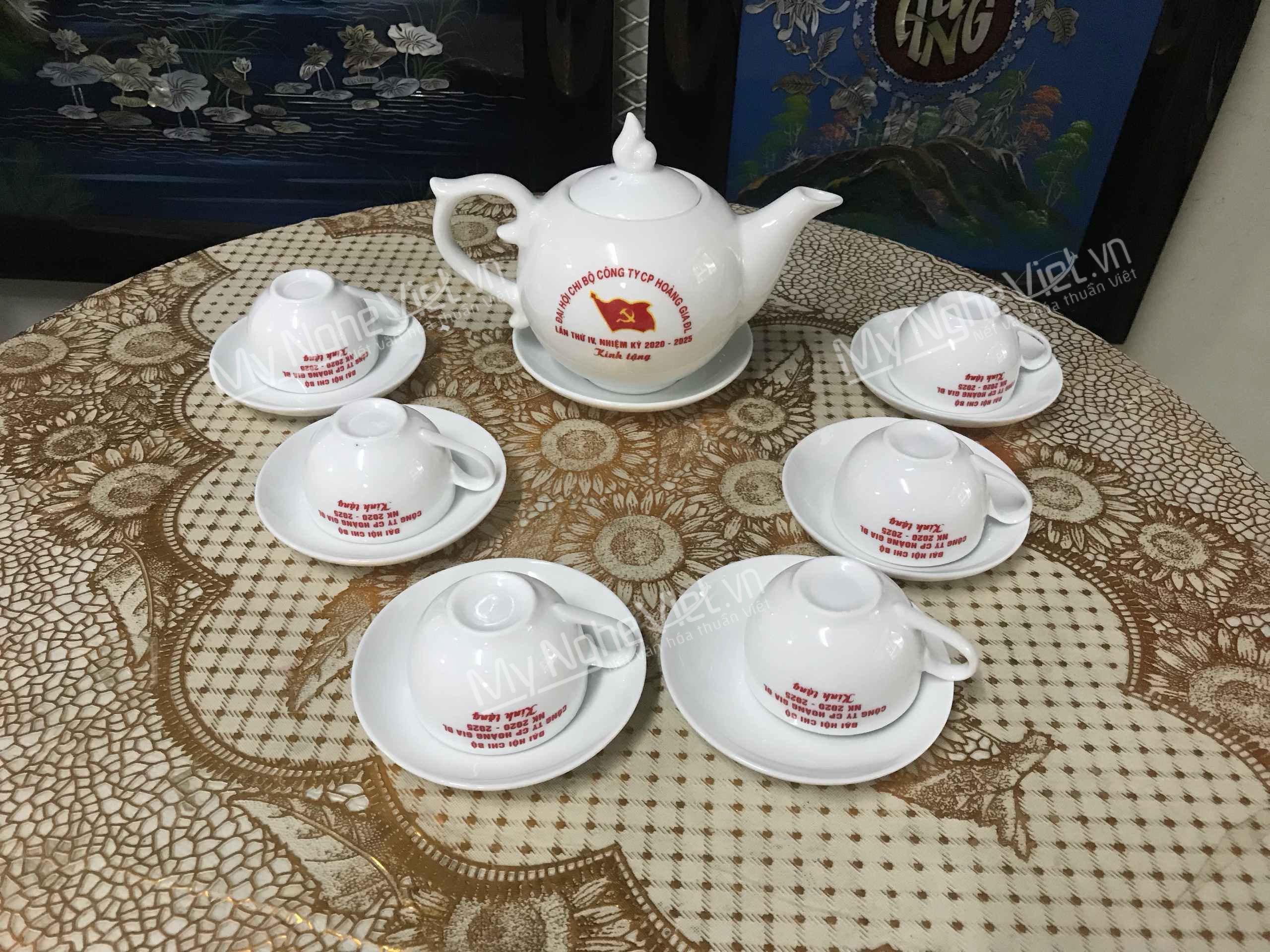 Bộ bình trà Bát Tràng in logo